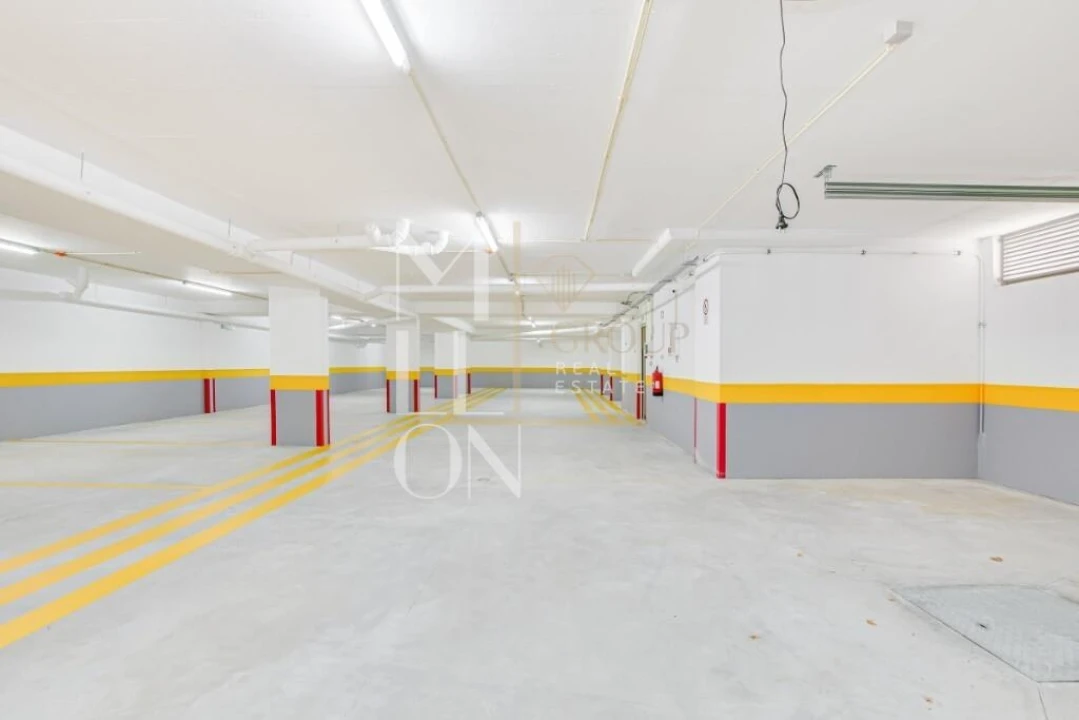 Apartamento T3 para Venda em Carcavelos e Parede Foto 38