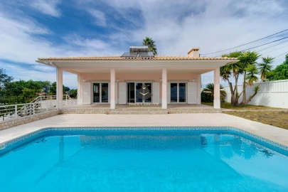 Moradia T5 para Venda em Sesimbra (Castelo)