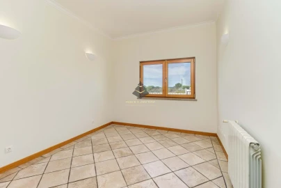 Moradia T5 para Venda em Sesimbra (Castelo)