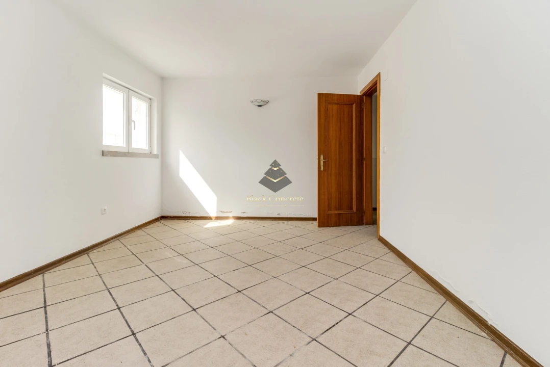 Moradia T5 para Venda em Sesimbra (Castelo) Foto 43