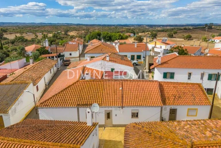 Moradia T2 para Venda em Ourique Foto 3