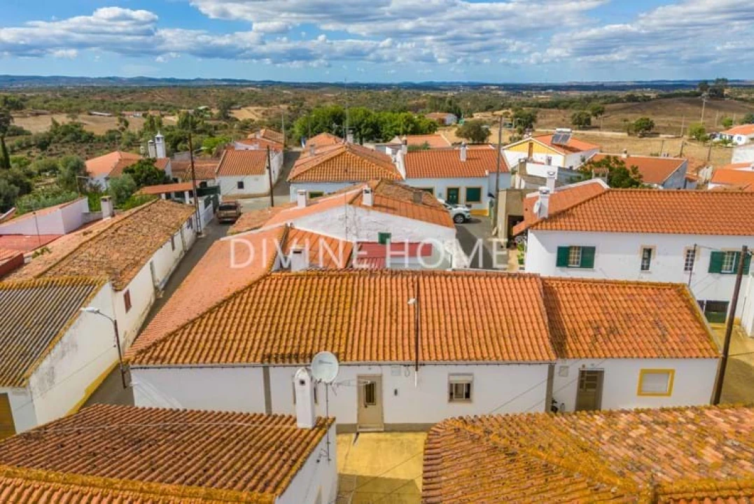 Moradia T2 para Venda em Ourique Foto 3