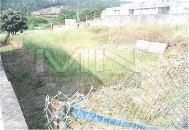 Terreno para Venda em Foz do Sousa e Covelo