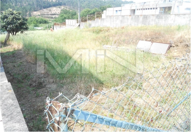 Terreno para Venda em Foz do Sousa e Covelo Foto 4