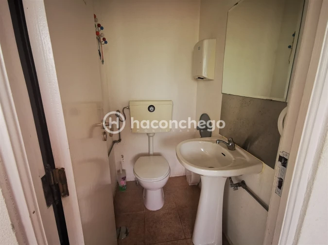 Armazém para Arrendamento em Tamel (São Verissimo) Foto 18