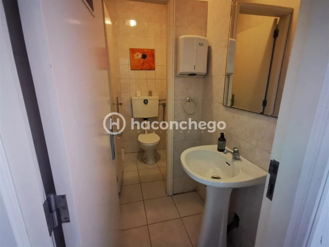 Armazém para Arrendamento em Tamel (São Verissimo) Foto 6