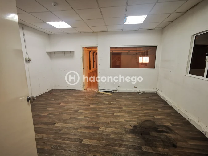 Armazém para Arrendamento em Tamel (São Verissimo) Foto 20