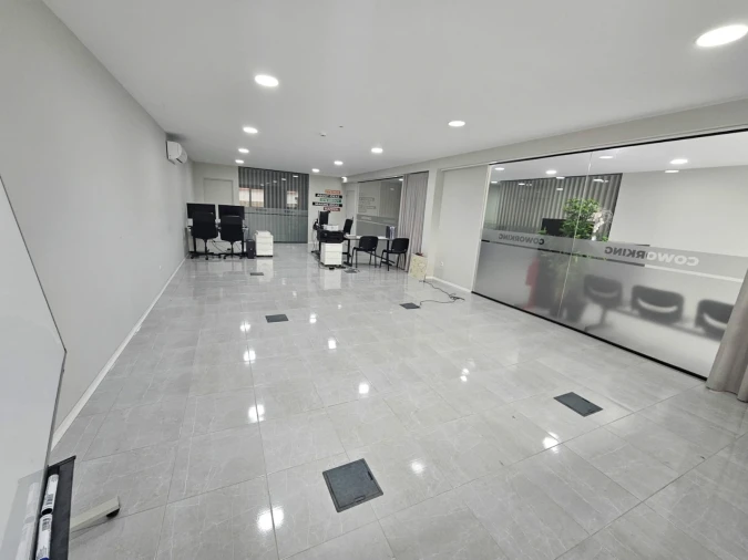 Armazém para Arrendamento em Celeirós, Aveleda e Vimieiro Foto 2