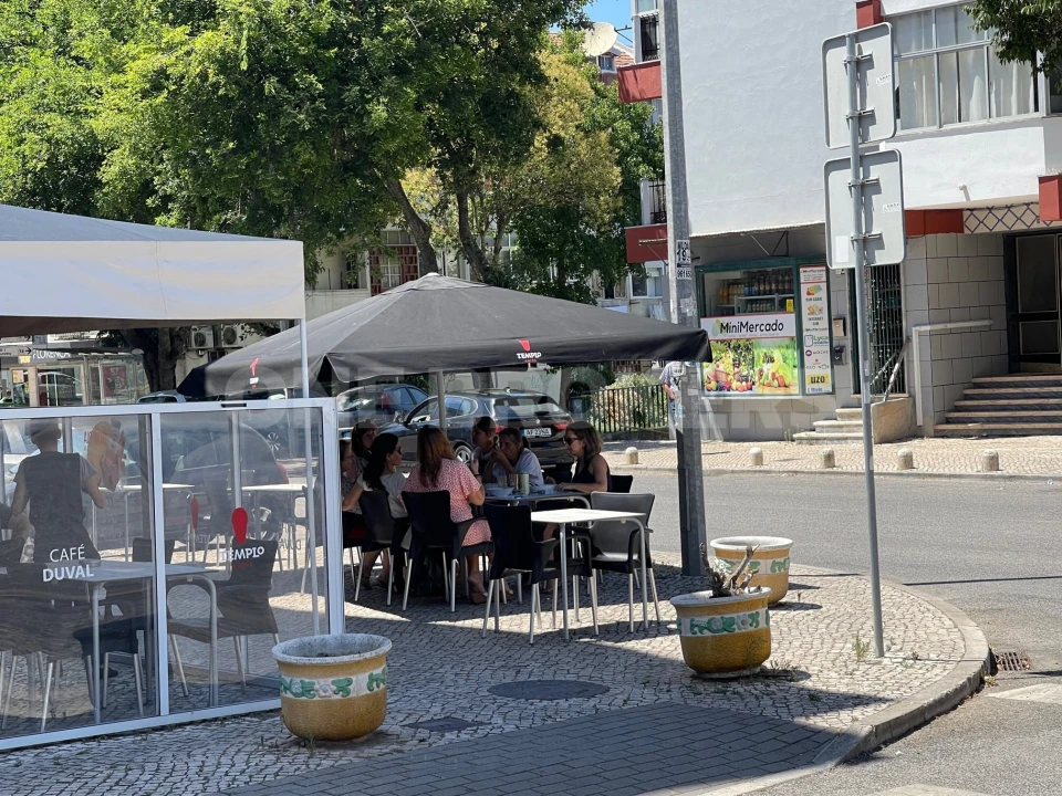 Negócio para Venda em Venteira Foto 10