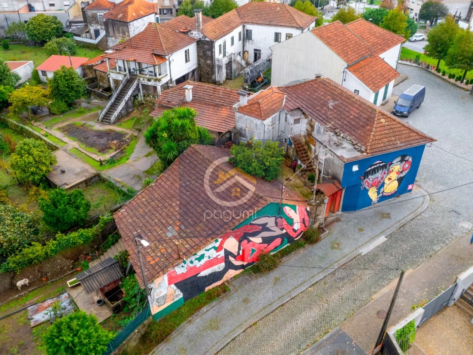 Moradia T8 para Venda em Freamunde Foto 2