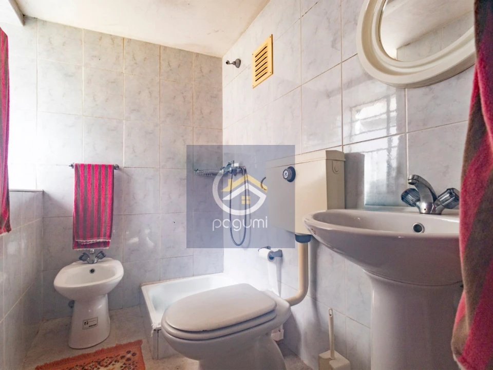 Moradia T8 para Venda em Freamunde Foto 7