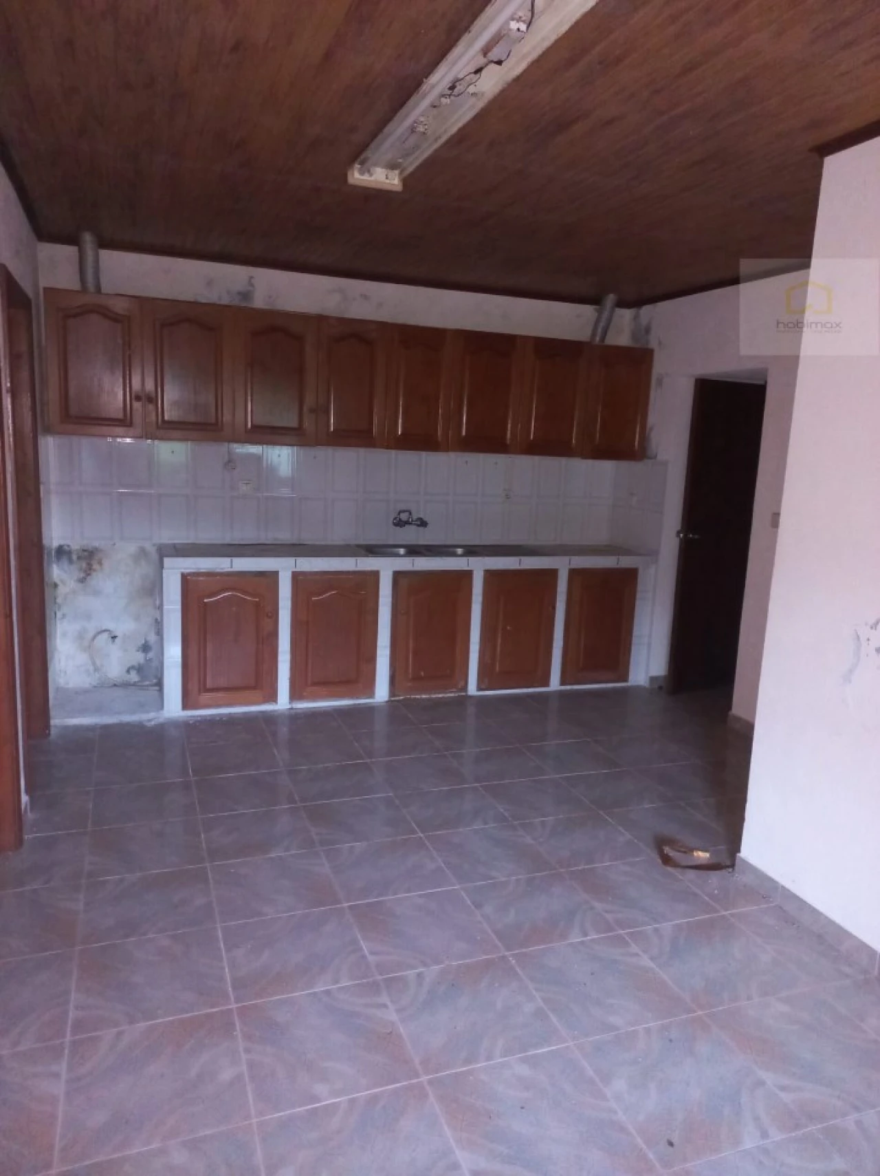 Moradia T2 para Venda em Topo (Nossa Senhora do Rosario) Foto 2