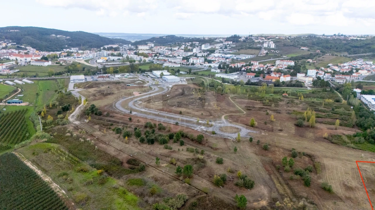 Terreno para Venda em Evora de Alcobaça Foto 2