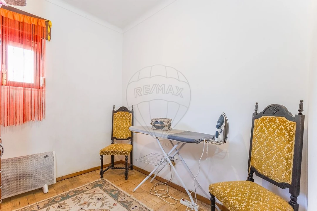 Moradia T4 para Venda em Vale da Pedra Foto 19