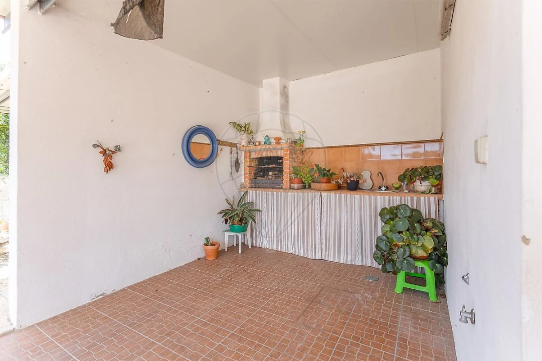 Moradia T4 para Venda em Vale da Pedra Foto 6