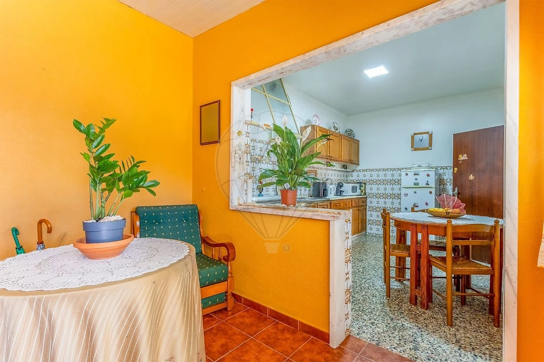 Moradia T4 para Venda em Vale da Pedra Foto 8