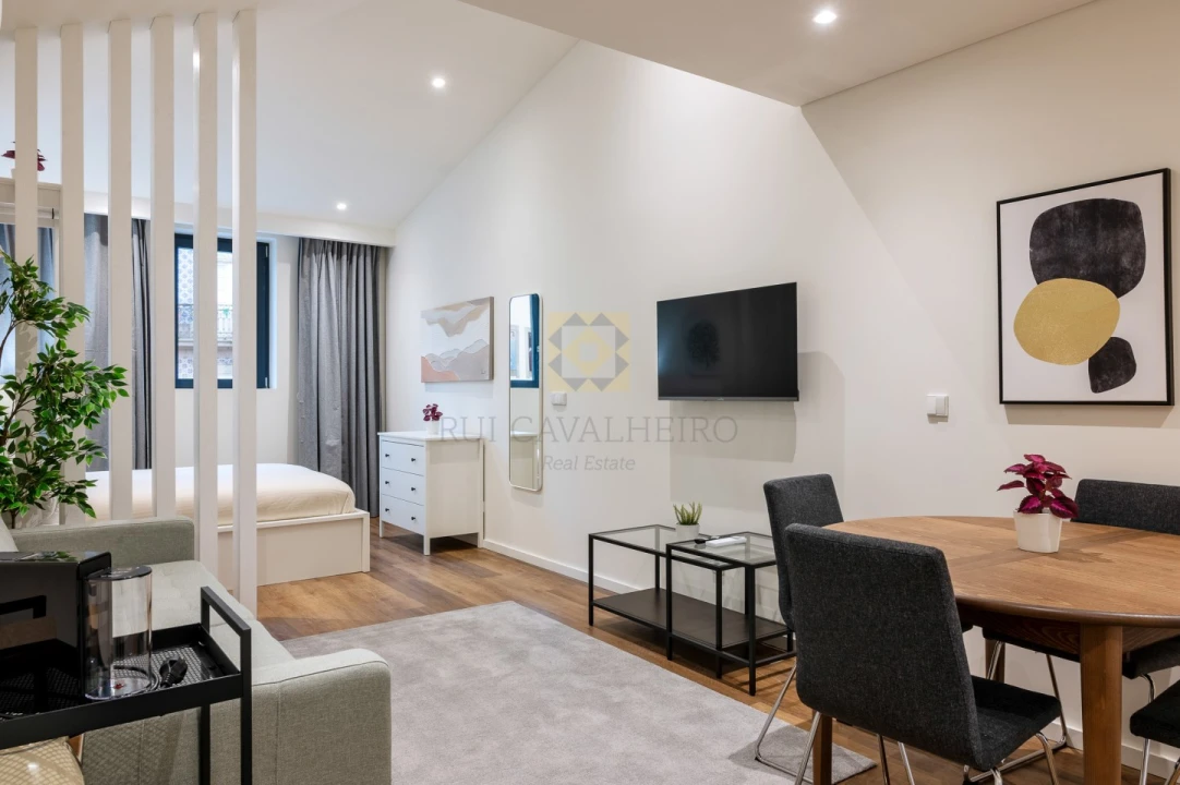 Apartamento T1 para Venda em Cedofeita, Santo Ildefonso, Sé, Miragaia, São Nicolau e Vitória Foto 1
