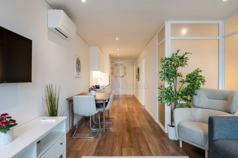 Apartamento T2 para Venda em Cedofeita, Santo Ildefonso, Sé, Miragaia, São Nicolau e Vitória Foto 13