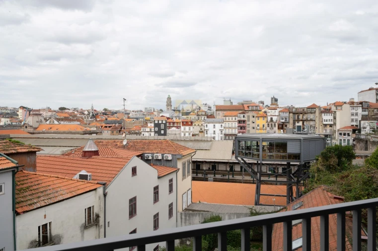 Apartamento T2 para Venda em Cedofeita, Santo Ildefonso, Sé, Miragaia, São Nicolau e Vitória Foto 25