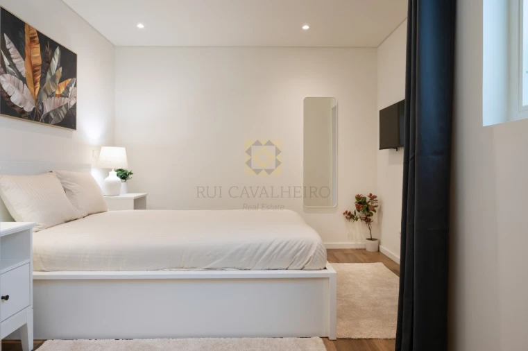 Apartamento T2 para Venda em Cedofeita, Santo Ildefonso, Sé, Miragaia, São Nicolau e Vitória Foto 32