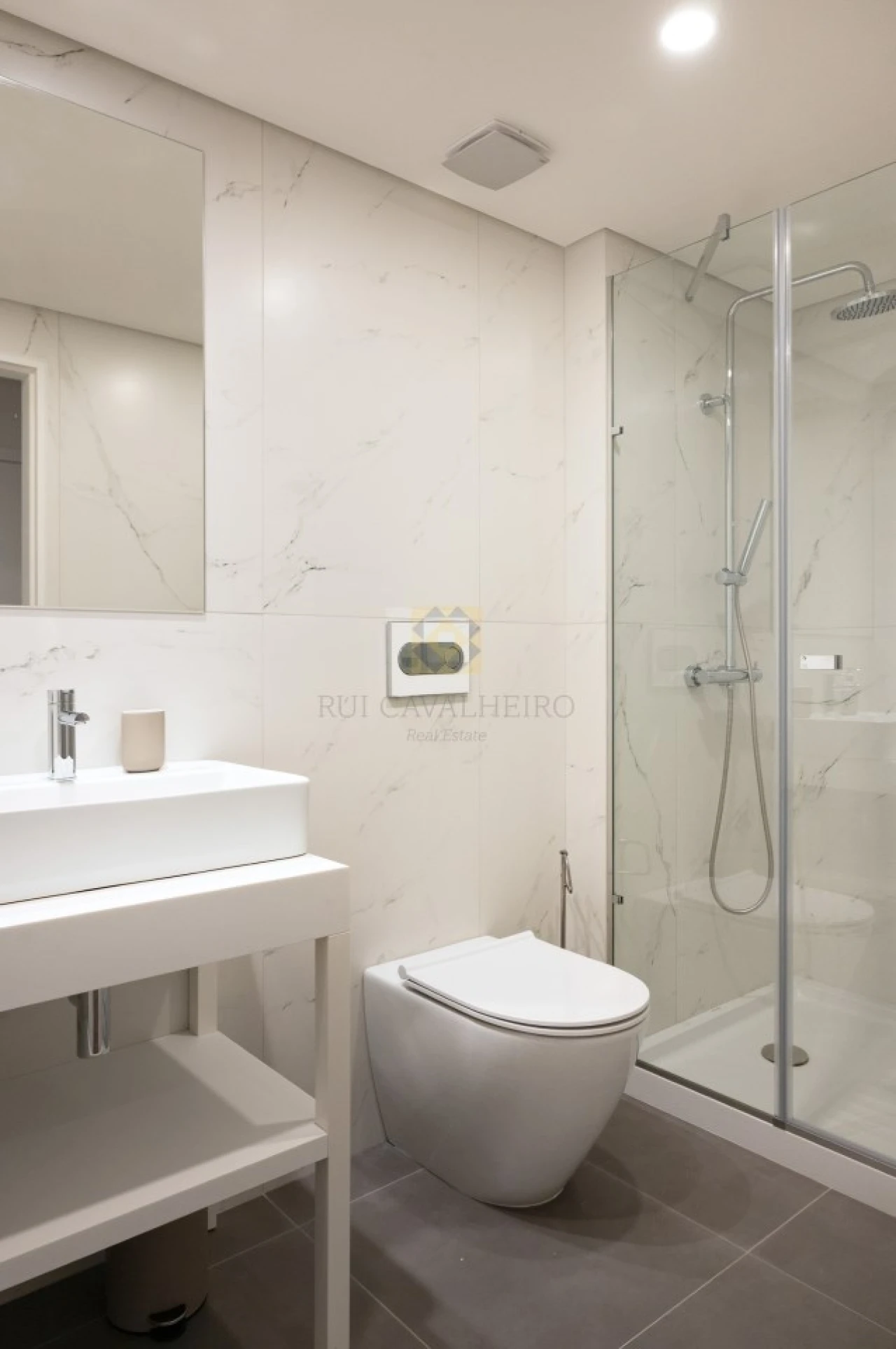 Apartamento T1 para Venda em Cedofeita, Santo Ildefonso, Sé, Miragaia, São Nicolau e Vitória Foto 20