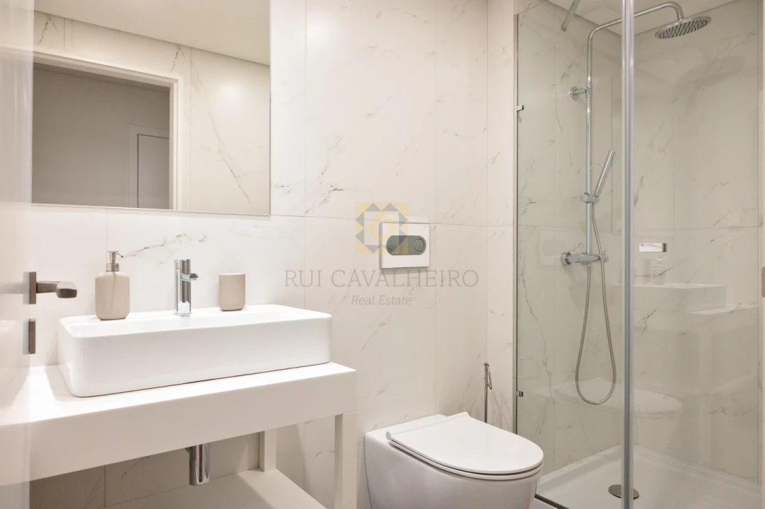 Apartamento T1 para Venda em Cedofeita, Santo Ildefonso, Sé, Miragaia, São Nicolau e Vitória Foto 21