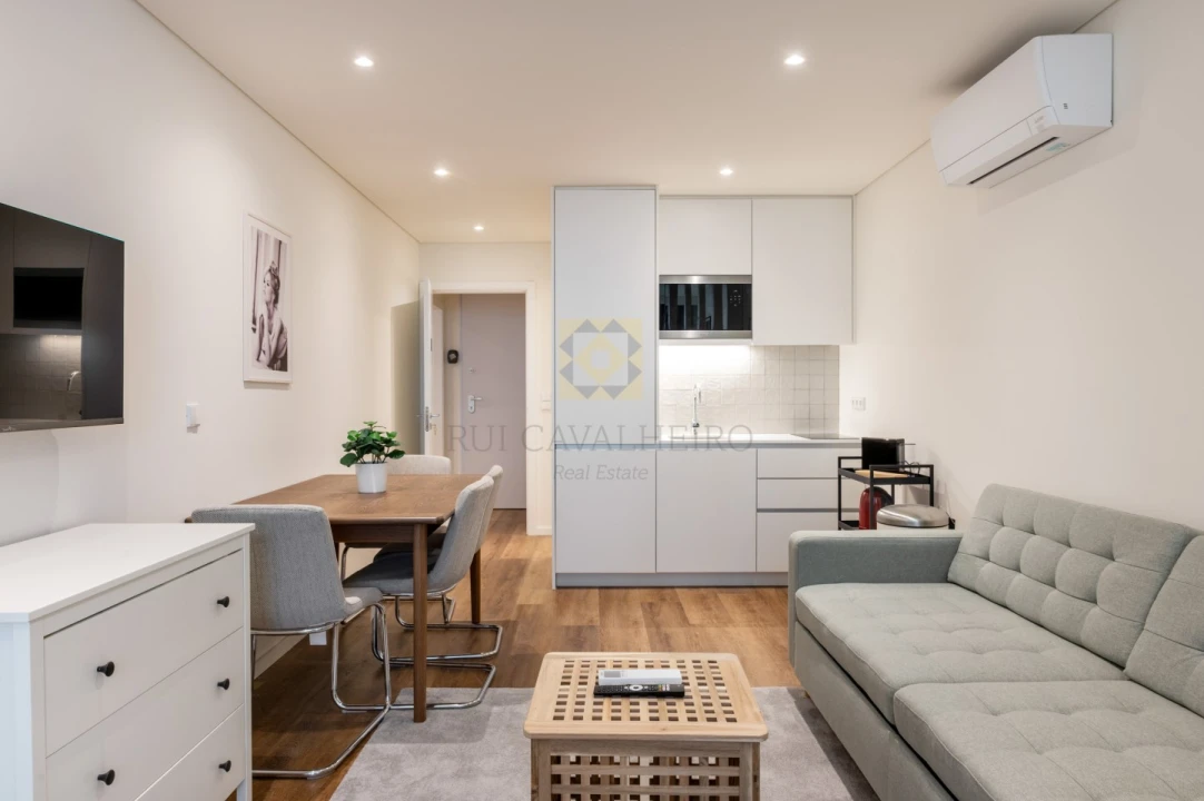 Apartamento T1 para Venda em Cedofeita, Santo Ildefonso, Sé, Miragaia, São Nicolau e Vitória Foto 31