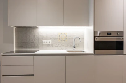 Apartamento T1 para Venda em Cedofeita, Santo Ildefonso, Sé, Miragaia, São Nicolau e Vitória