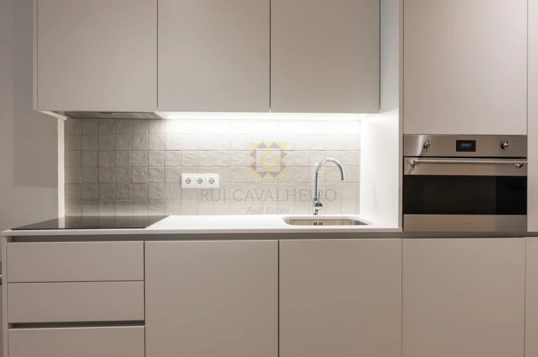 Apartamento T1 para Venda em Cedofeita, Santo Ildefonso, Sé, Miragaia, São Nicolau e Vitória Foto 17