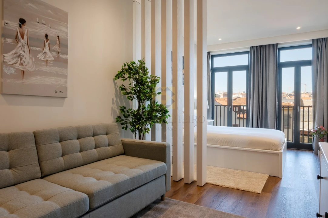 Apartamento T2 para Venda em Cedofeita, Santo Ildefonso, Sé, Miragaia, São Nicolau e Vitória Foto 1