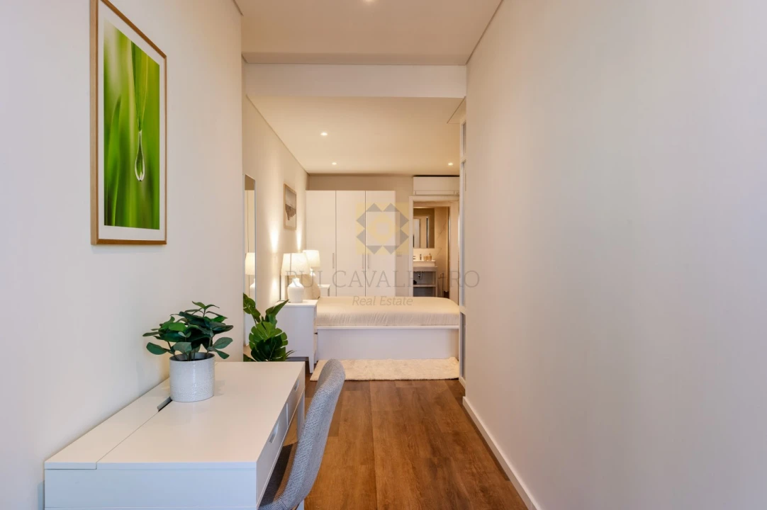 Apartamento T2 para Venda em Cedofeita, Santo Ildefonso, Sé, Miragaia, São Nicolau e Vitória Foto 26