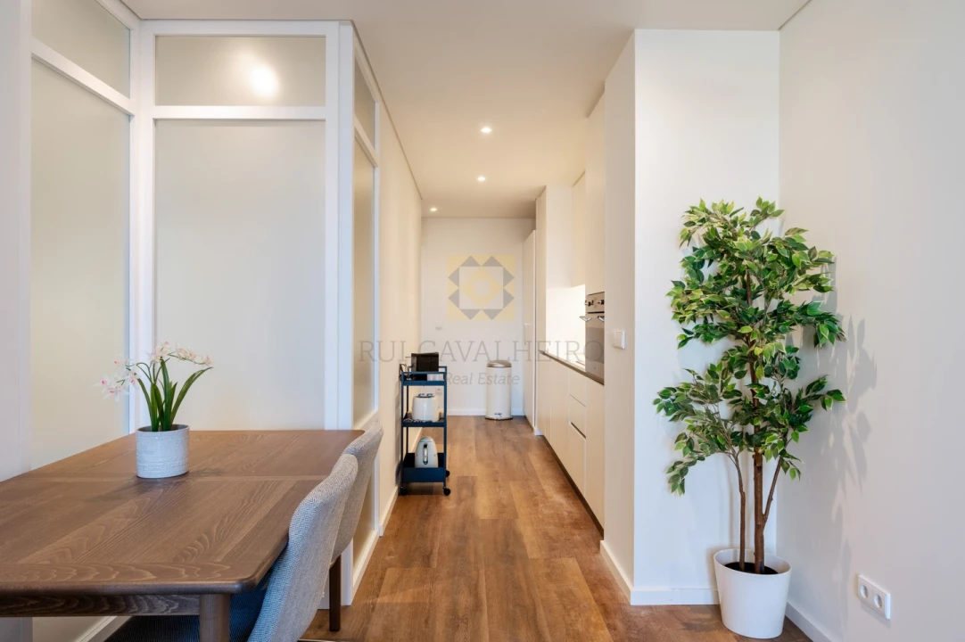 Apartamento T2 para Venda em Cedofeita, Santo Ildefonso, Sé, Miragaia, São Nicolau e Vitória Foto 37