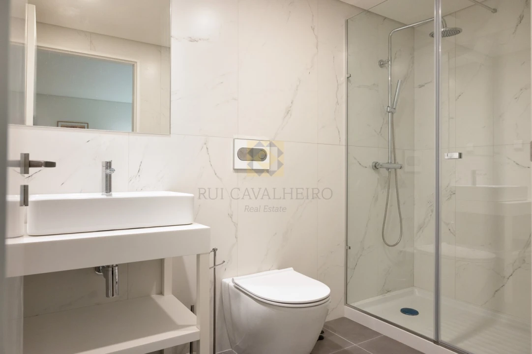 Apartamento T2 para Venda em Cedofeita, Santo Ildefonso, Sé, Miragaia, São Nicolau e Vitória Foto 39