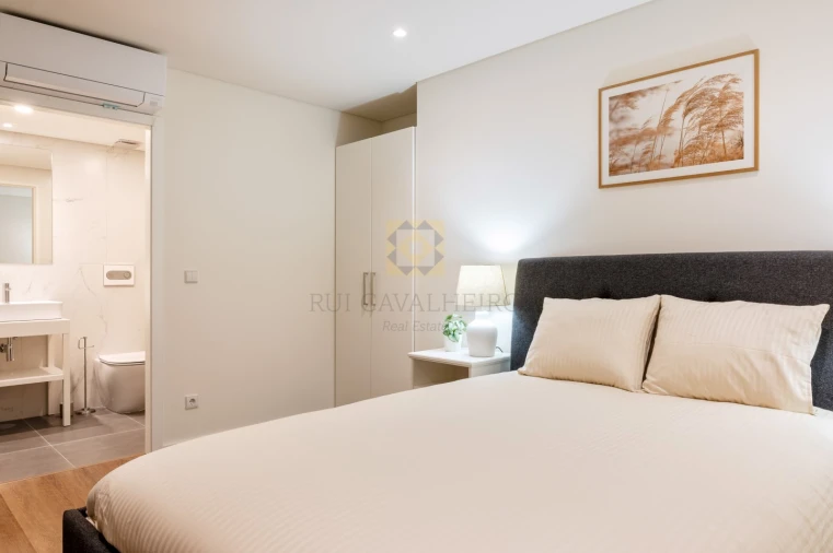 Apartamento T2 para Venda em Cedofeita, Santo Ildefonso, Sé, Miragaia, São Nicolau e Vitória Foto 35