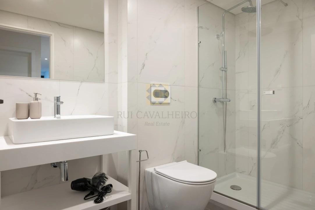 Apartamento T2 para Venda em Cedofeita, Santo Ildefonso, Sé, Miragaia, São Nicolau e Vitória Foto 44