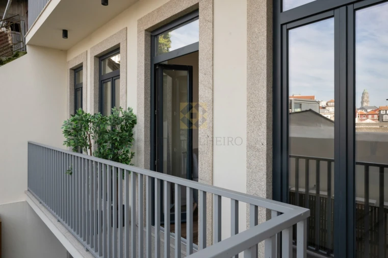Apartamento T2 para Venda em Cedofeita, Santo Ildefonso, Sé, Miragaia, São Nicolau e Vitória Foto 32