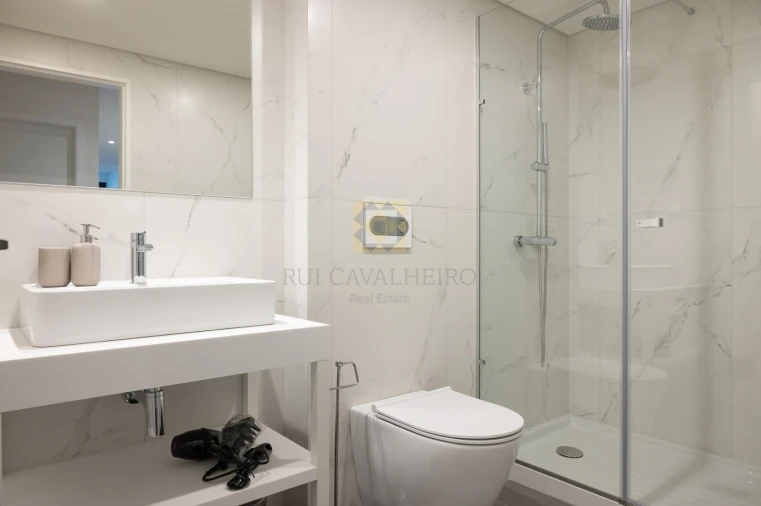 Apartamento T2 para Venda em Cedofeita, Santo Ildefonso, Sé, Miragaia, São Nicolau e Vitória Foto 44