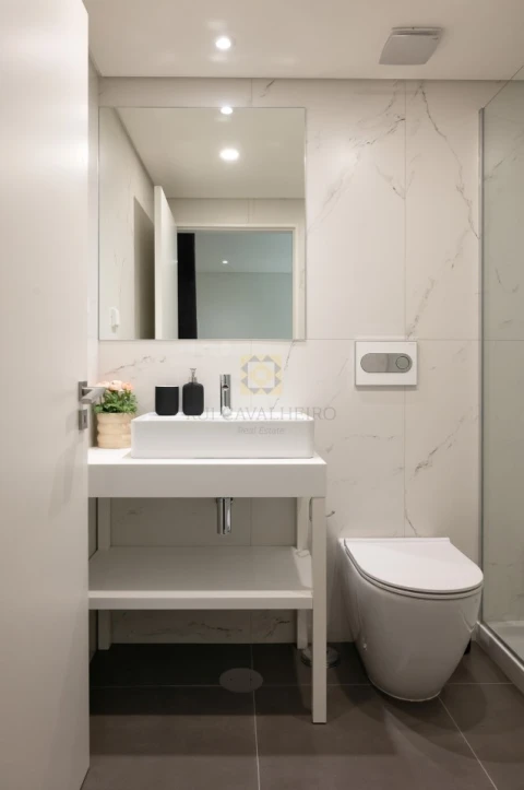 Apartamento T2 para Venda em Cedofeita, Santo Ildefonso, Sé, Miragaia, São Nicolau e Vitória