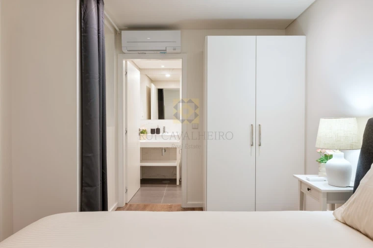Apartamento T2 para Venda em Cedofeita, Santo Ildefonso, Sé, Miragaia, São Nicolau e Vitória Foto 35