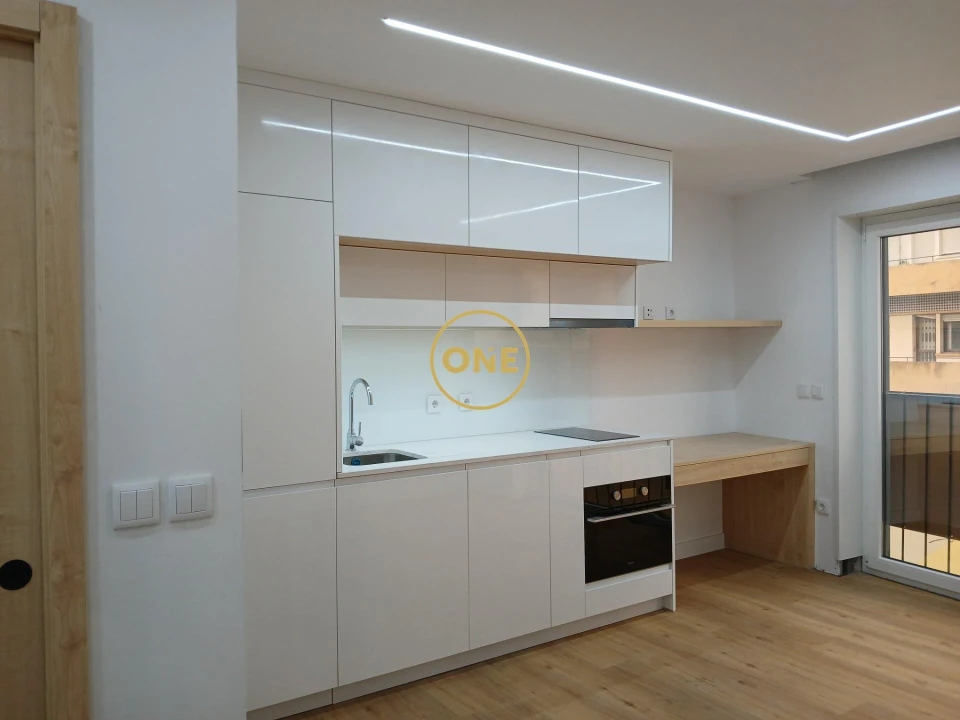 Apartamento para Venda em Cedofeita, Santo Ildefonso, Sé, Miragaia, São Nicolau e Vitória Foto 7