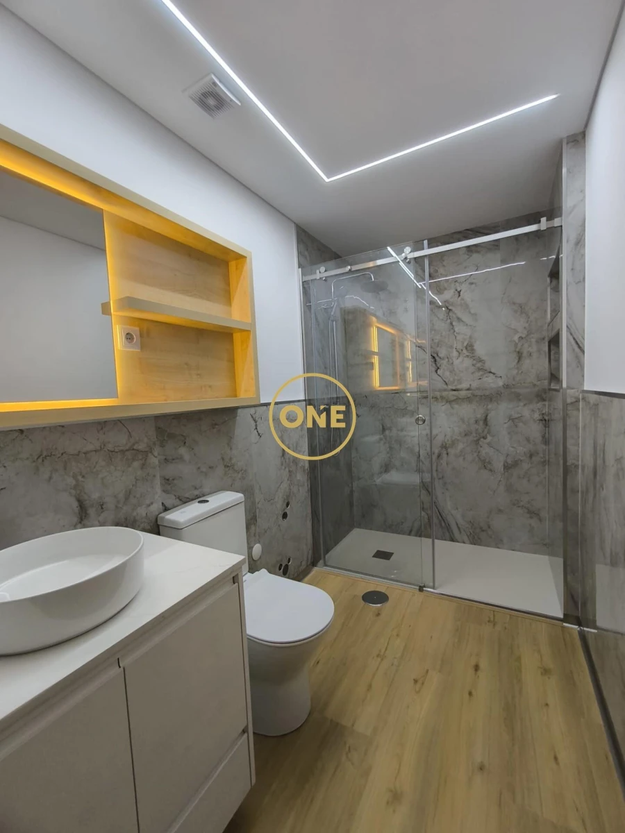 Apartamento para Venda em Cedofeita, Santo Ildefonso, Sé, Miragaia, São Nicolau e Vitória Foto 18