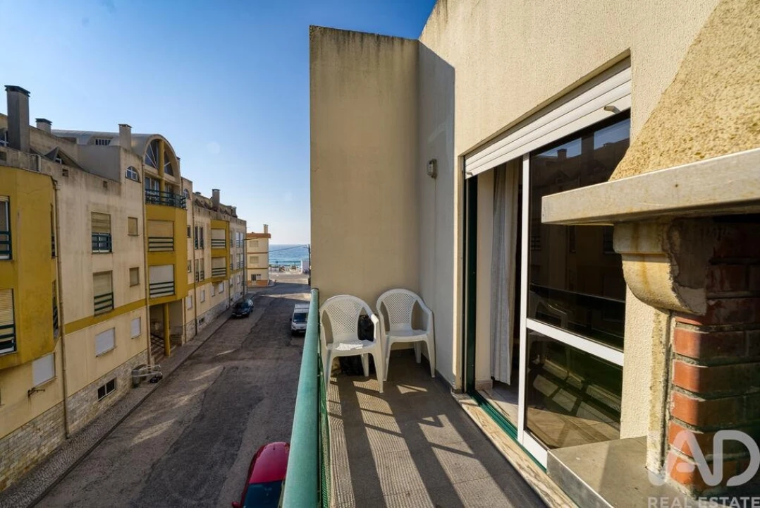 Apartamento T2 para Venda em Caranguejeira Foto 13