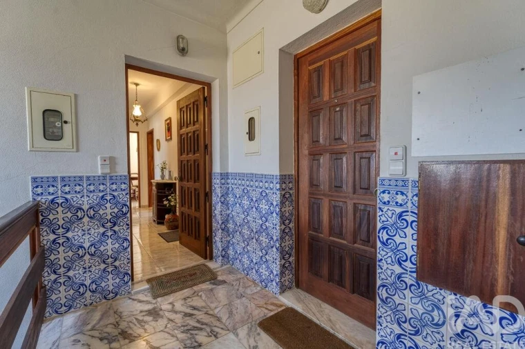 Apartamento T2 para Venda em Caranguejeira Foto 14