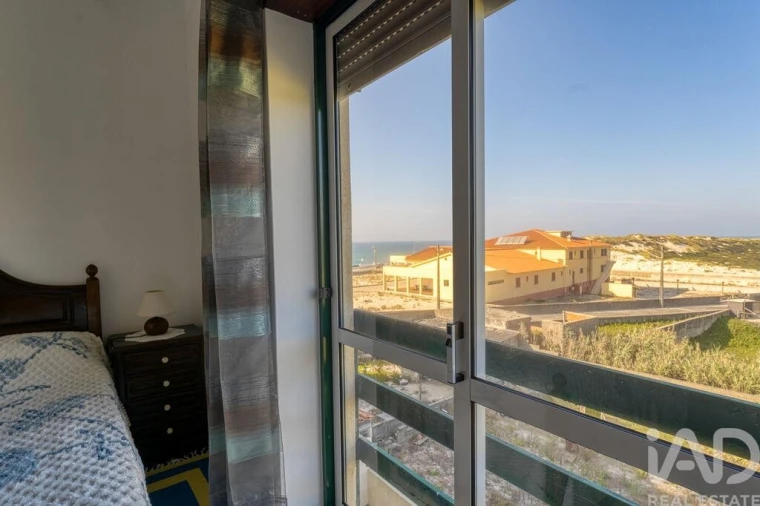 Apartamento T2 para Venda em Caranguejeira Foto 19