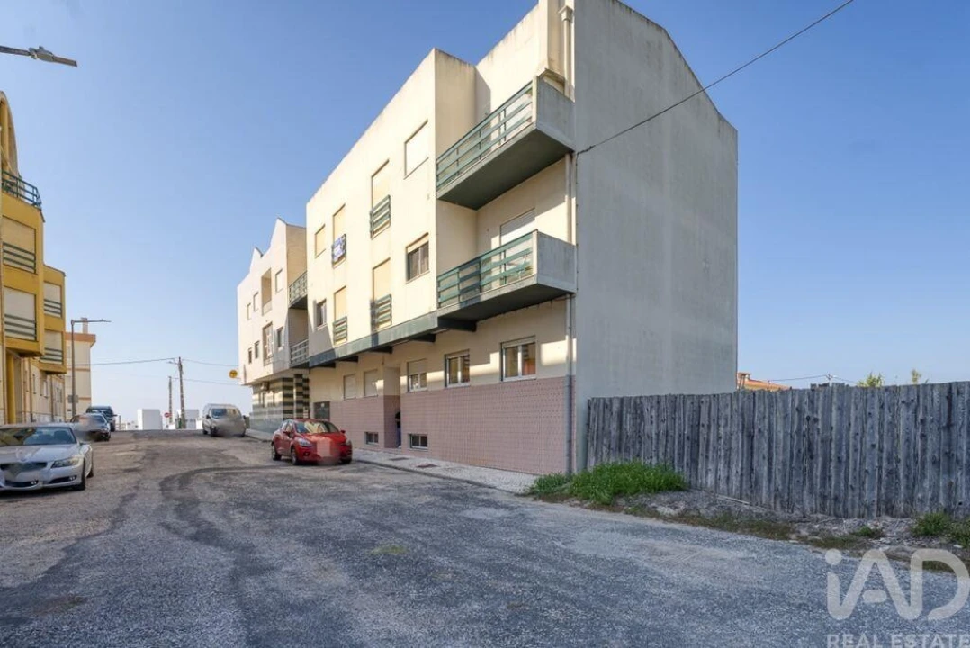 Apartamento T2 para Venda em Caranguejeira Foto 5