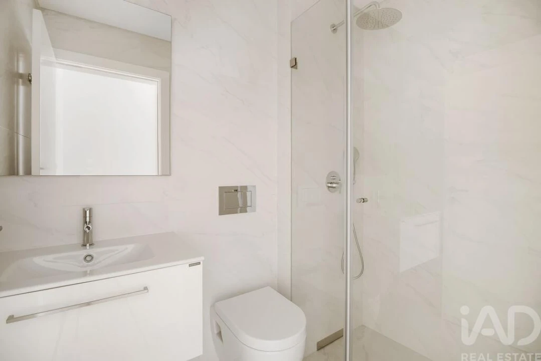 Apartamento T2 para Venda em Arroios Foto 16