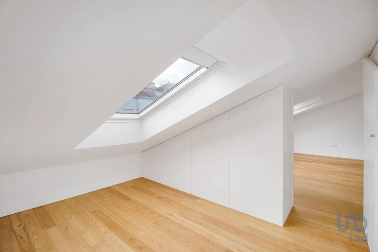 Apartamento T2 para Venda em Arroios Foto 15