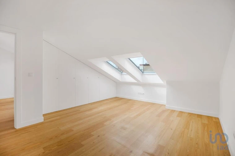 Apartamento T2 para Venda em Arroios Foto 13