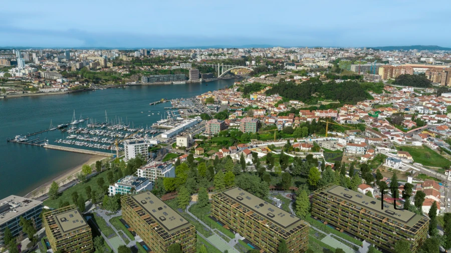 Apartamento T4 para Venda em Santa Marinha e São Pedro da Afurada Foto 15