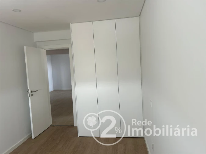 Apartamento T4 para Venda em Aradas Foto 12